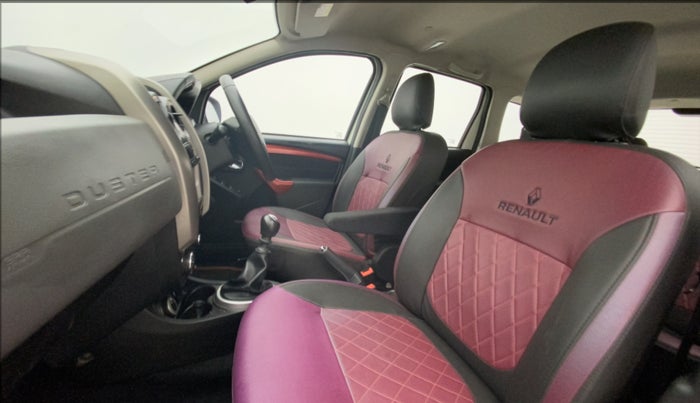 2018 Renault Duster 110 PS RXZ 4X4 MT DIESEL, Diesel, Manual, 73,157 km, Right Side Front Door Cabin