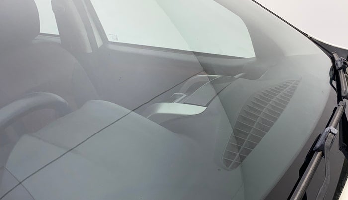 2018 Renault Duster 110 PS RXZ 4X4 MT DIESEL, Diesel, Manual, 73,157 km, Front windshield - Minor spot on windshield