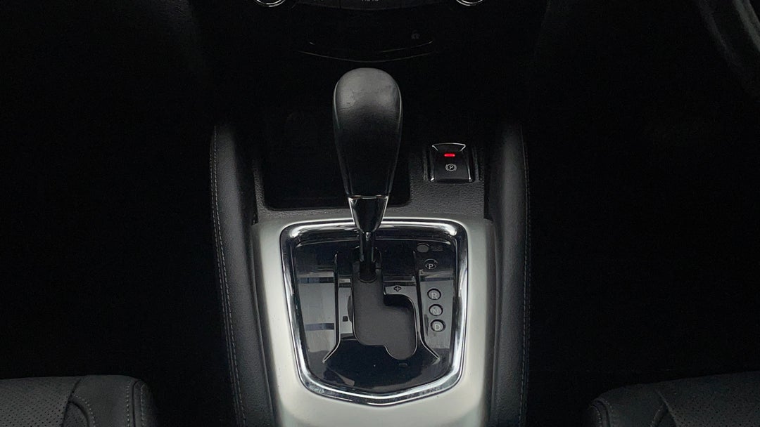 2017 Nissan Qashqai Ti, Automatic, 81266 km, Gear Lever 