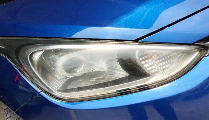 2014 Hyundai Xcent SX 1.2 (O), Petrol, Manual, 37,139 km, Right headlight - Minor scratches