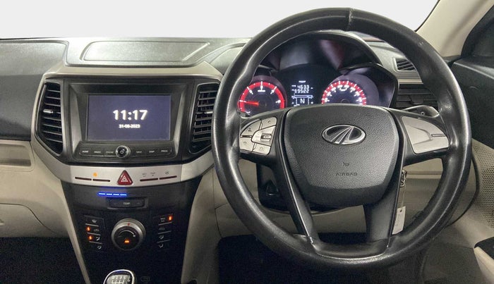 2019 Mahindra XUV300 W6 1.5 DIESEL, Diesel, Manual, 44,921 km, Steering Wheel Close Up