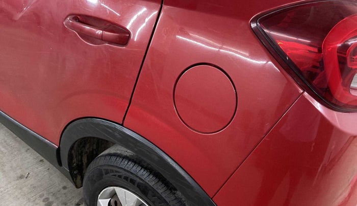 2019 Mahindra XUV300 W6 1.5 DIESEL, Diesel, Manual, 44,921 km, Left quarter panel - Minor scratches