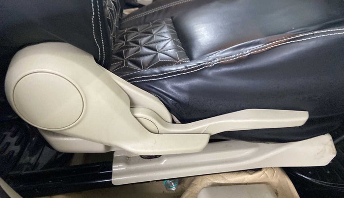 2020 Maruti Dzire VXI, Petrol, Manual, 46,243 km, Driver Side Adjustment Panel