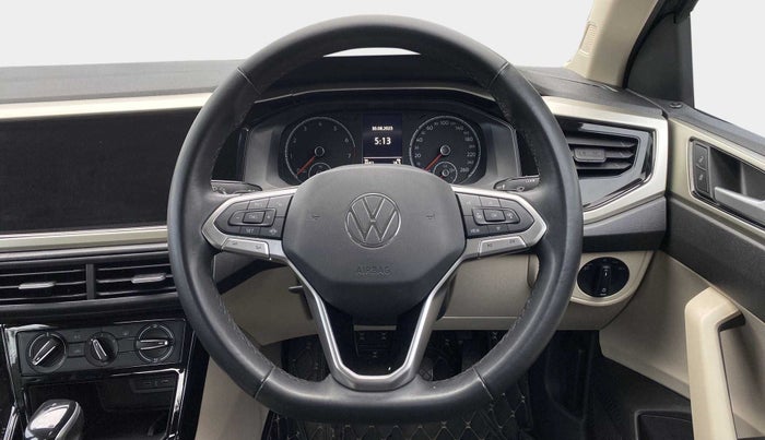 2022 Volkswagen VIRTUS HIGHLINE TSI 1.0 AT, Petrol, Automatic, 6,664 km, Steering Wheel Close Up
