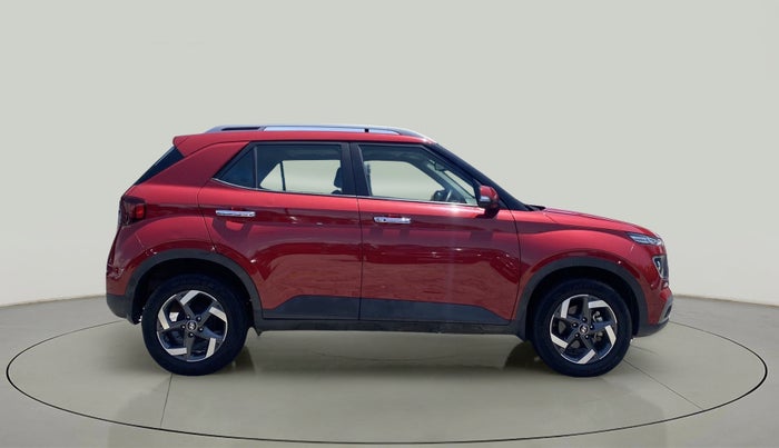 2020 Hyundai VENUE SX 1.5 (O) EXECUTIVE CRDI, Diesel, Manual, 21,480 km, Right Side View
