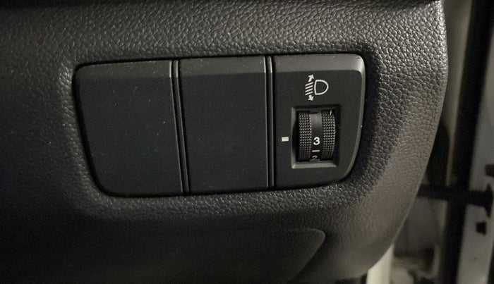 2017 Hyundai Creta E PLUS 1.6 PETROL, Petrol, Manual, 25,217 km, Dashboard - Headlight height adjustment not working