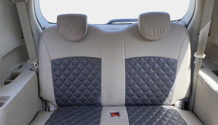 2014 Maruti Ertiga ZDI, Diesel, Manual, 1,00,227 km, Third Seat Row ( optional )