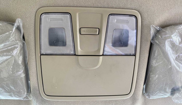 2013 Hyundai Verna FLUIDIC 1.6 VTVT SX AT, Petrol, Automatic, 42,902 km, Ceiling - Roof light/s not working