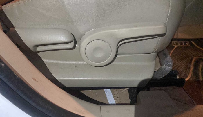 2021 Maruti Ciaz ALPHA  AT 1.5 SHVS PETROL, Petrol, Automatic, 8,740 km, Driver Side Adjustment Panel