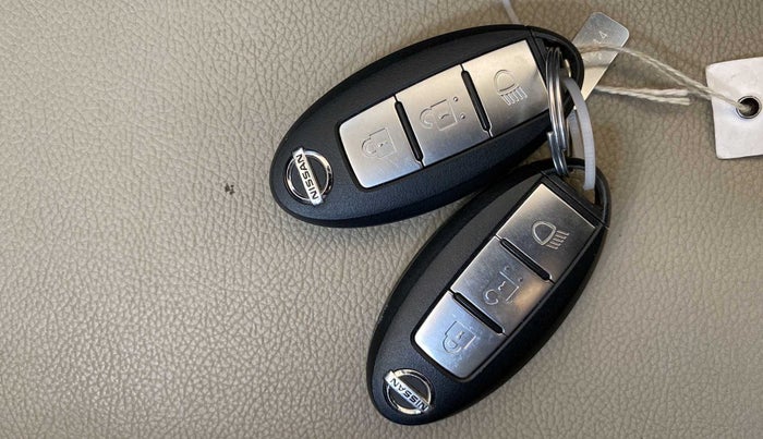 2017 Nissan Micra XV CVT, Petrol, Automatic, 12,723 km, Key Close Up