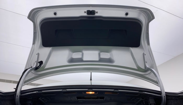 2020 Volkswagen Vento HIGHLINE PLUS 1.0 TSI AT, Petrol, Automatic, 32,947 km, Boot Door Open