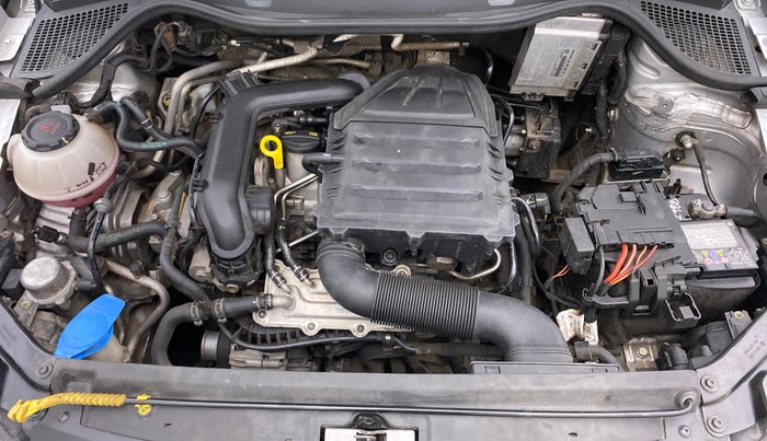 2020 Volkswagen Vento HIGHLINE PLUS 1.0 TSI AT, Petrol, Automatic, 32,947 km, Open Bonet
