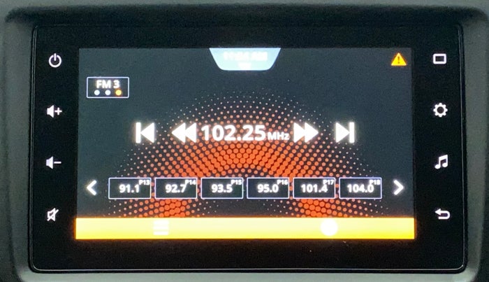 2021 Toyota URBAN CRUISER PREMIUM GRADE AT DUAL TONE, Petrol, Automatic, 25,448 km, Infotainment System