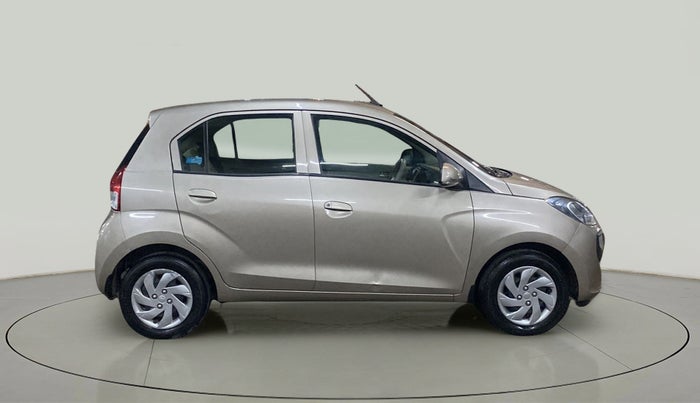 2018 Hyundai NEW SANTRO SPORTZ MT, Petrol, Manual, 25,369 km, Right Side View