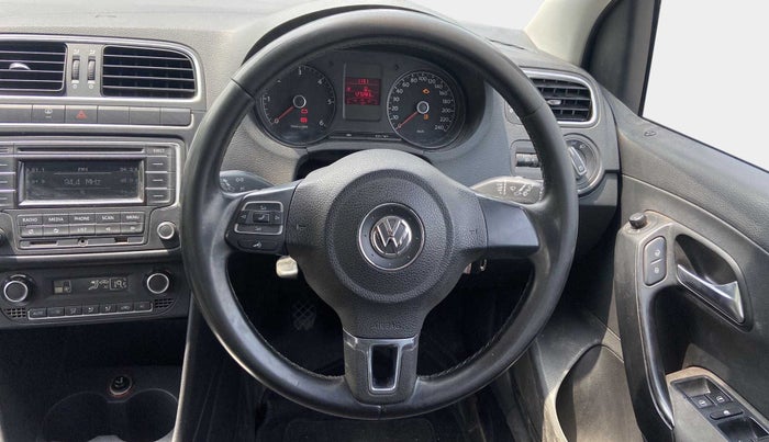 2014 Volkswagen Cross Polo HIGHLINE TDI, Diesel, Manual, 1,23,941 km, Steering Wheel Close Up
