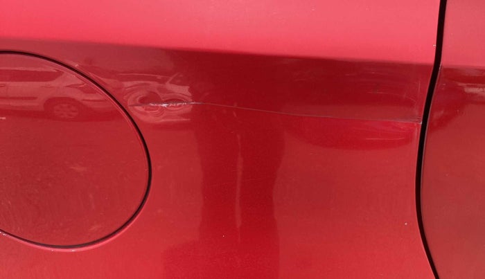 2014 Volkswagen Cross Polo HIGHLINE TDI, Diesel, Manual, 1,23,941 km, Right quarter panel - Slightly dented