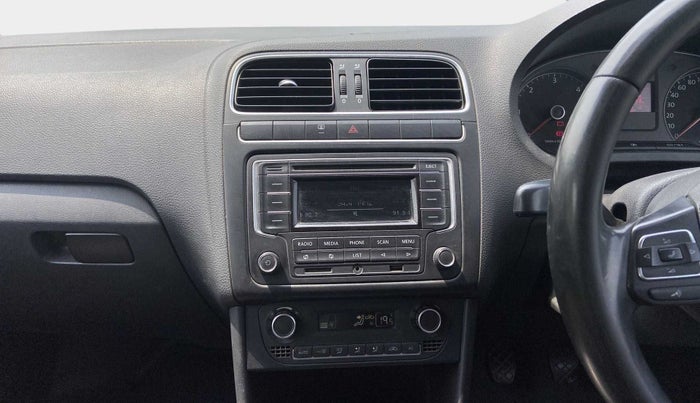2014 Volkswagen Cross Polo HIGHLINE TDI, Diesel, Manual, 1,23,941 km, Air Conditioner
