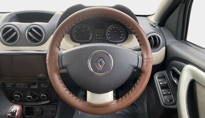 2013 Renault Duster 85 PS RXL DIESEL, Diesel, Manual, 97,629 km, Steering Wheel Close Up