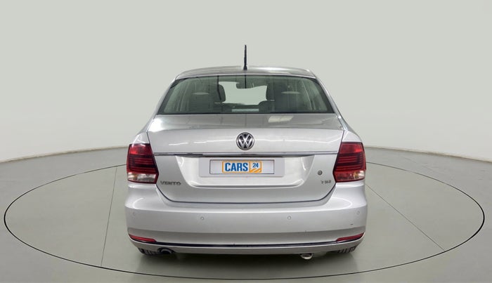 2016 Volkswagen Vento COMFORTLINE 1.2 TSI AT, Petrol, Automatic, 51,251 km, Back/Rear