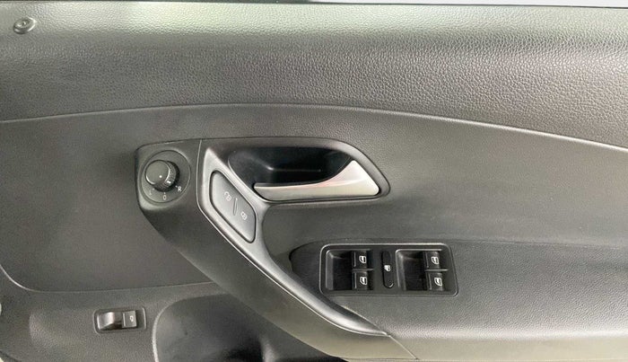 2016 Volkswagen Vento COMFORTLINE 1.2 TSI AT, Petrol, Automatic, 51,251 km, Driver Side Door Panels Control