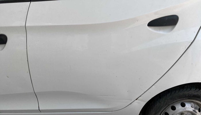 2018 Hyundai Eon ERA +, Petrol, Manual, 47,575 km, Rear left door - Slightly dented