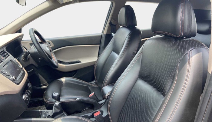 2019 Hyundai Elite i20 ASTA 1.2 (O), Petrol, Manual, 47,063 km, Right Side Front Door Cabin