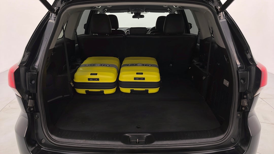 2019 Toyota Kluger Gxl (4x2), Automatic, 69919 km, Boot Inside View with Luggage