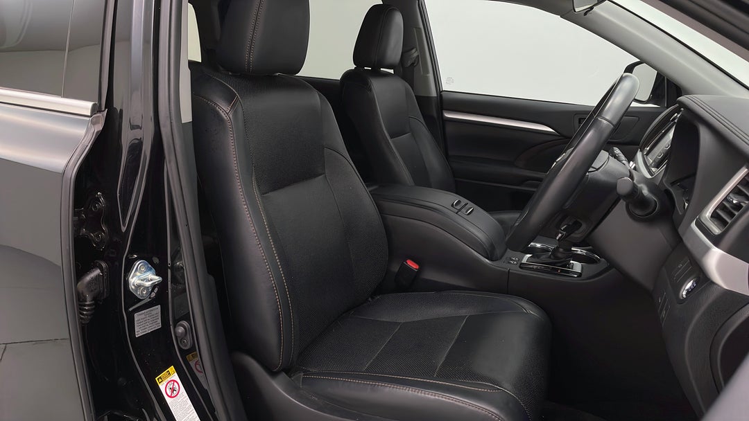 2019 Toyota Kluger Gxl (4x2), Automatic, 69919 km, Right Side Front Door Cabin View