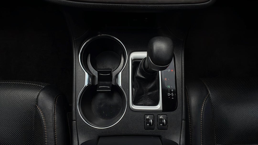 2019 Toyota Kluger Gxl (4x2), Automatic, 69919 km, Gear Lever 