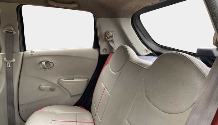2015 Datsun Go T, Petrol, Manual, 27,733 km, Right Side Rear Door Cabin