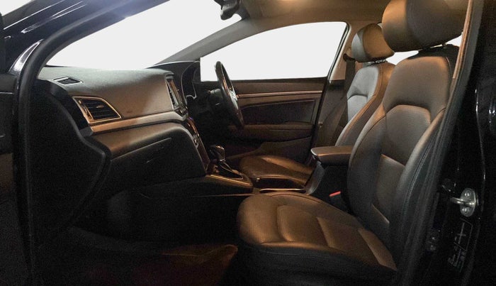 2019 Hyundai New Elantra 2.0 SX(O) AT PETROL, Petrol, Automatic, 43,333 km, Right Side Front Door Cabin