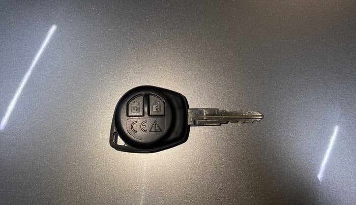 2022 Maruti Vitara Brezza LXI, Petrol, Manual, 12,820 km, Key Close Up