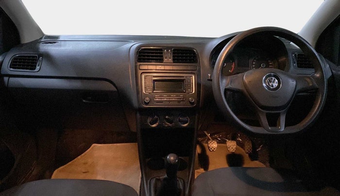 2015 Volkswagen Polo COMFORTLINE 1.2L, Petrol, Manual, 39,160 km, Dashboard