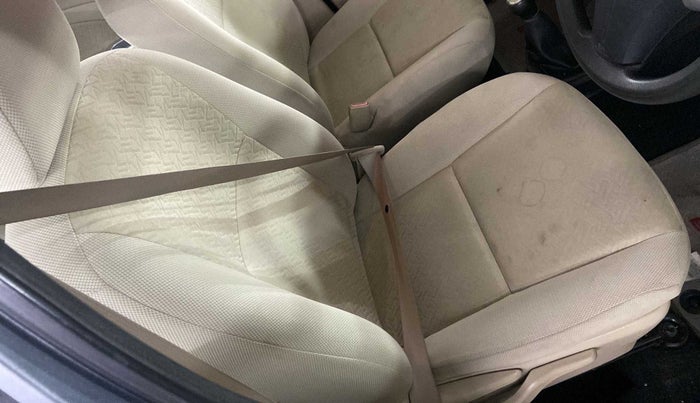 2018 Toyota Etios V PLATINUM, Petrol, Manual, 23,654 km, Driver seat - Cover slightly stained