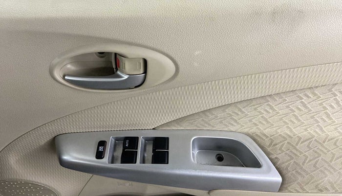 2018 Toyota Etios V PLATINUM, Petrol, Manual, 23,654 km, Driver Side Door Panels Control