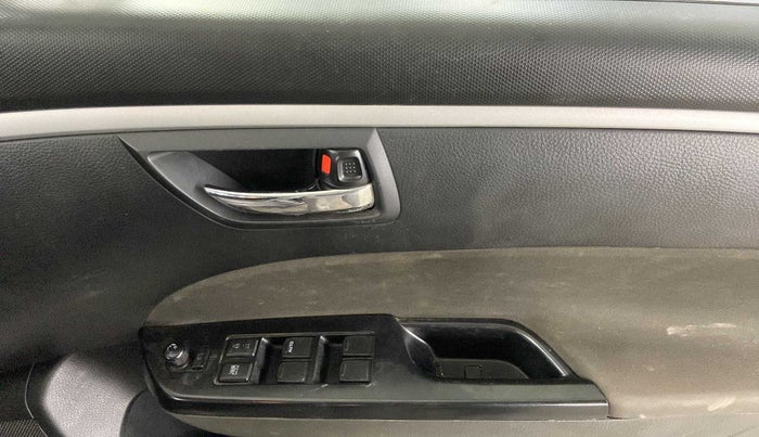 2016 Maruti Swift VXI, Petrol, Manual, 25,489 km, Driver Side Door Panels Control