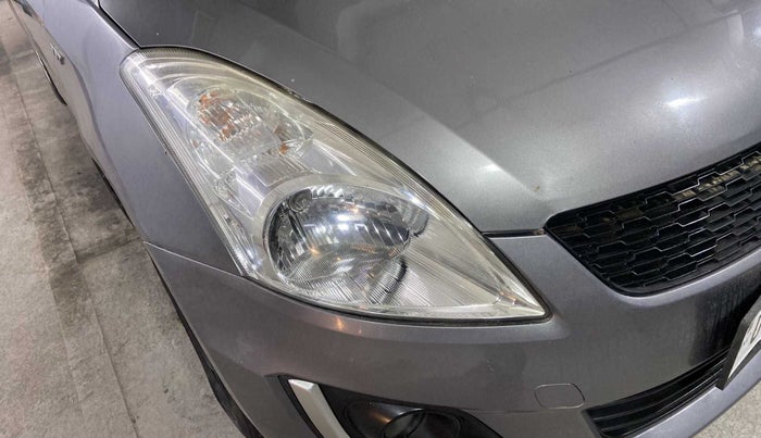 2016 Maruti Swift VXI, Petrol, Manual, 25,489 km, Right headlight - Faded