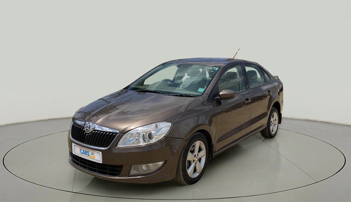 2015 Skoda Rapid 1.5 TDI CR STYLE PLUS AT, Diesel, Automatic, 85,805 km, Left Front Diagonal