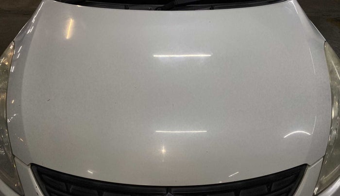 2013 Maruti Swift Dzire VDI, Diesel, Manual, 90,335 km, Bonnet (hood) - Slight discolouration