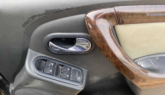 2015 Renault Duster 110 PS RXZ DIESEL (OPT), Diesel, Manual, 86,080 km, Driver Side Door Panels Control