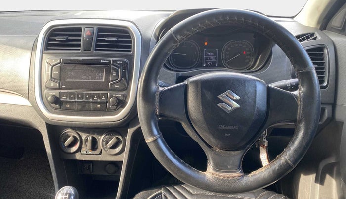 2017 Maruti Vitara Brezza VDI, Diesel, Manual, 41,781 km, Steering Wheel Close Up