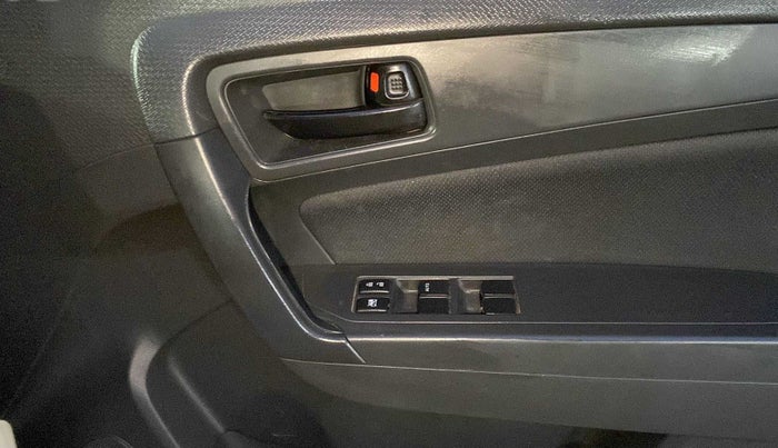 2017 Maruti Vitara Brezza VDI, Diesel, Manual, 41,781 km, Driver Side Door Panels Control