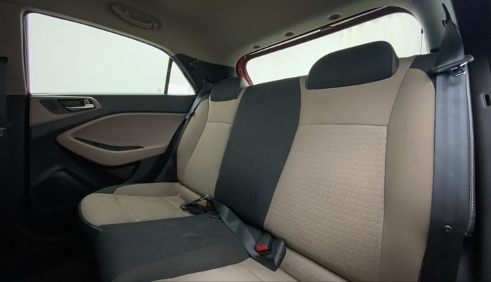 2016 Hyundai Elite i20 MAGNA 1.2, Petrol, Manual, 32,369 km, Right Side Rear Door Cabin