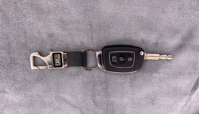 2016 Hyundai Elite i20 MAGNA 1.2, Petrol, Manual, 32,369 km, Key Close Up