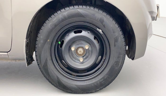 2019 Datsun Redi Go T (O), Petrol, Manual, 55,019 km, Right Front Wheel