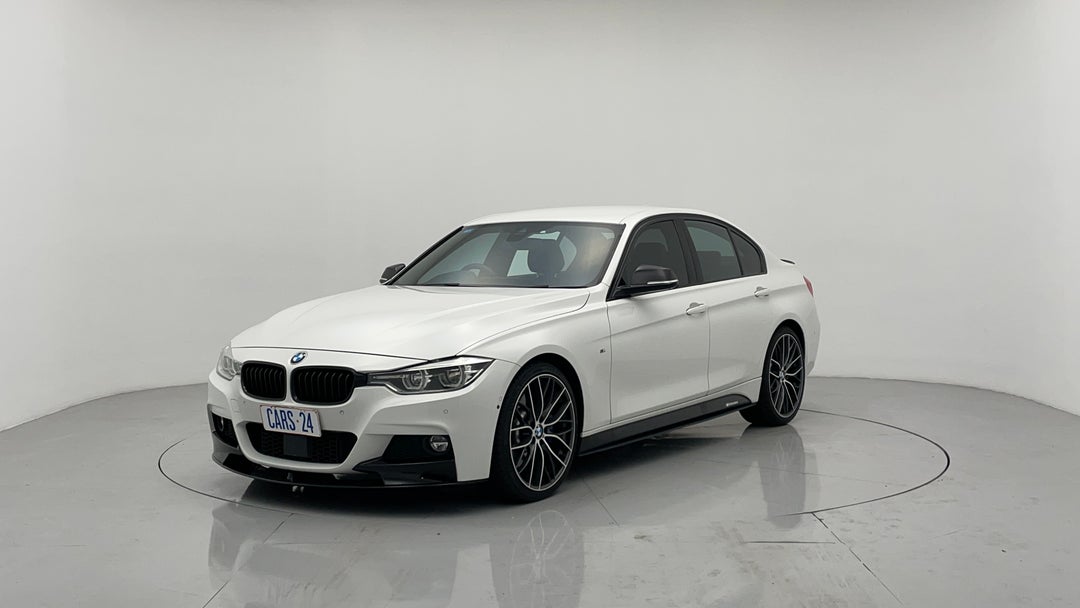 Left Front Diagonal (45- Degree) View