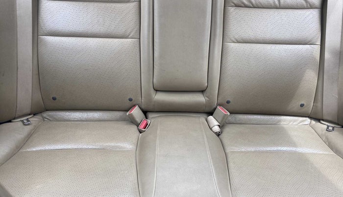 2017 Honda City 1.5L I-VTEC VX CVT, Petrol, Automatic, 56,706 km, Second-row left seat - Cover slightly stained