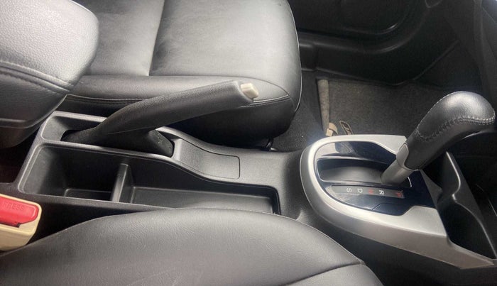 2017 Honda Jazz 1.2L I-VTEC V AT, Petrol, Automatic, 28,117 km, Gear Lever