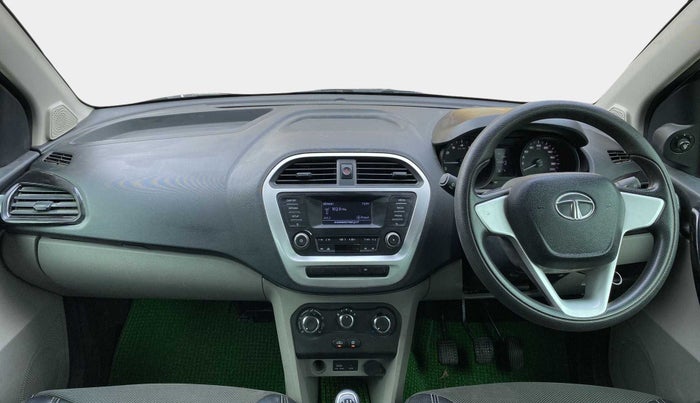 2016 Tata Tiago XT PETROL, Petrol, Manual, 22,015 km, Dashboard