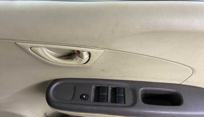 2013 Honda Amaze 1.2L I-VTEC EX, Petrol, Manual, 48,077 km, Driver Side Door Panels Control